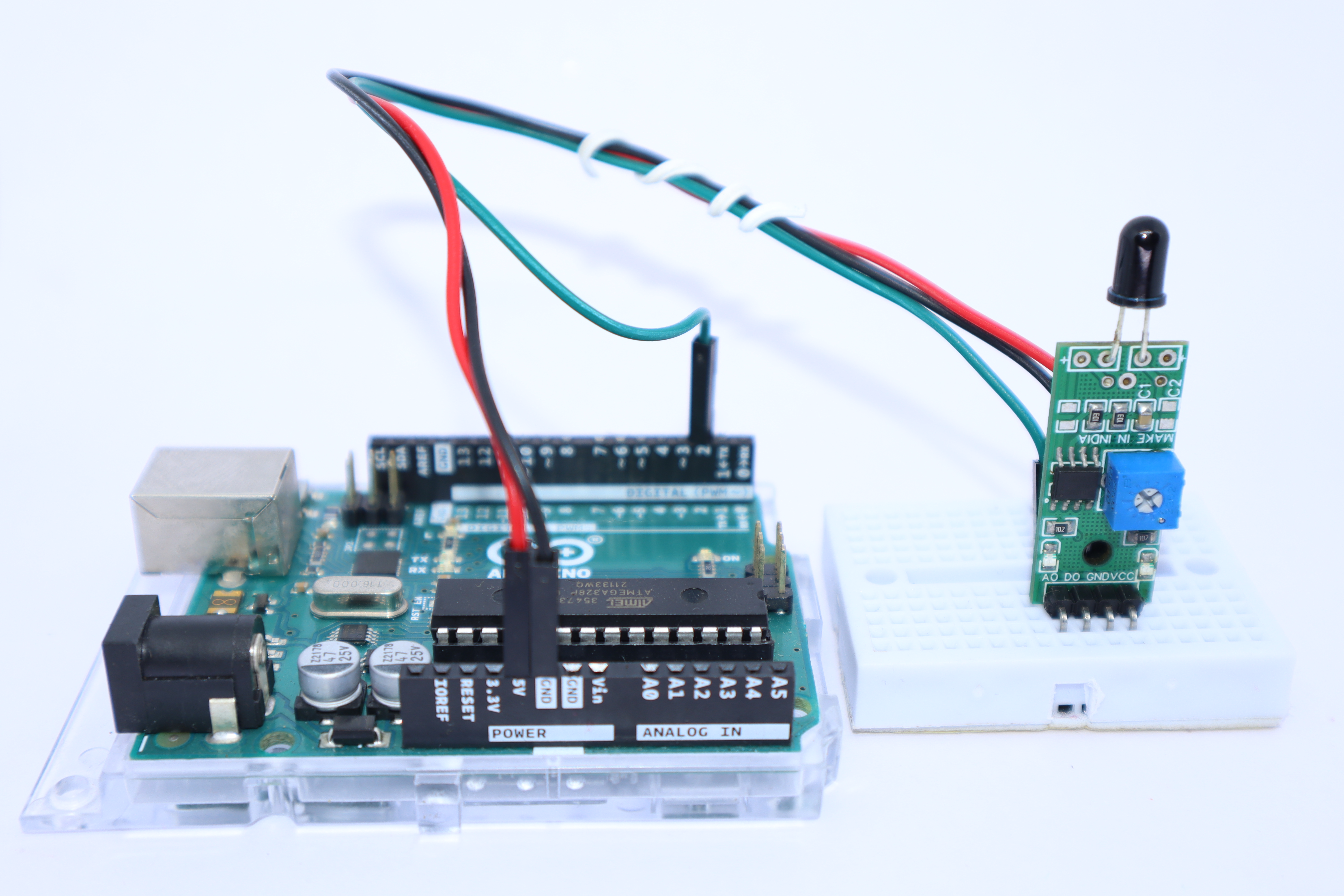 [Interfacing Flame Sensor with Arduino](https://circuitdigest.com/microcontroller-projects/interfacing-flame-sensor-with-arduino) — reference image
